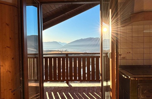 Fondo Apartment | Apartment 'Holzsuite' with Mountain View, Balcony and Wi-Fi