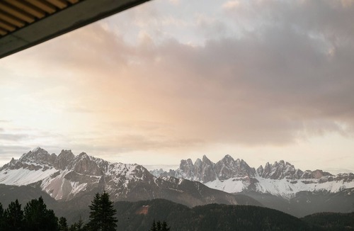 Bressanone Apartment | Apartment Hotel "Anders Mountain Suites 7" with Private Sauna, Slope Access & Wi-Fi