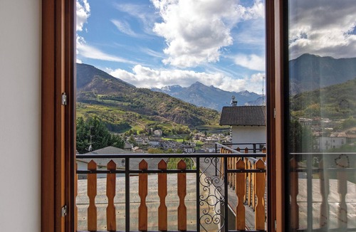 Aymavilles Apartment | Apartment 'Il Borgo' with Mountain View, Private Terrace and Wi-Fi