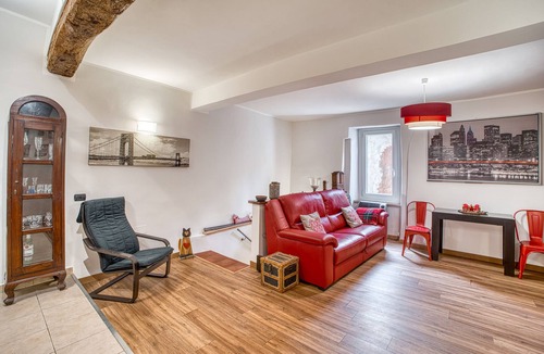 Terni Apartment | Apartment 'Il Rifugio Del Cuore' with Wi-Fi