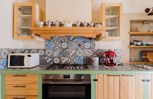 Uggiano la Chiesa Apartment | Apartment 'Ilios' with Shared Terrace, Wi-Fi and Air Conditioning