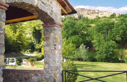 Chiusdino Apartment | Apartment in Chiusdino with terrace