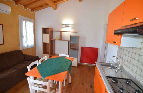 Vaccolino Apartment | Apartment in Codigoro near Abbazia di Pomposa