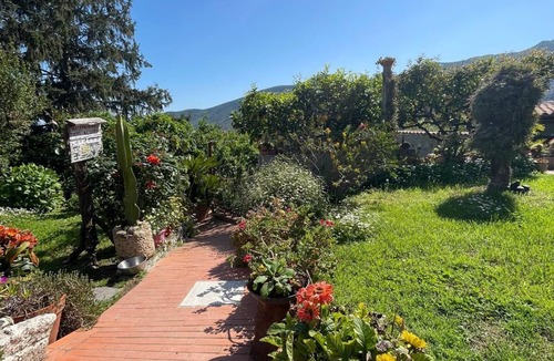 Boissano Apartment | Apartment in historic township