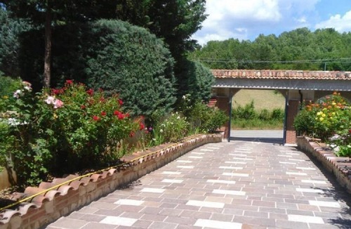 Cagnano Amiterno Apartment | Apartment in Villa suitable for workers and companies involved in the reconstruction.