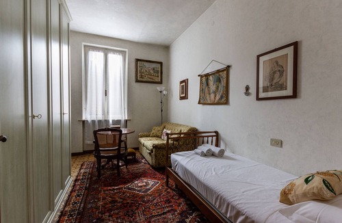 Old Town Apartment | Apartment in the historic center with private car parking