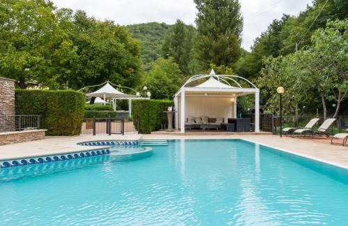 Foligno House | Apartment in Umbria with Pool & Nature Views