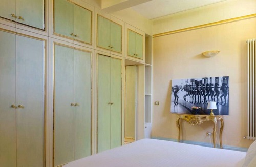 Massa Castello Apartment | Apartment in Villa with swimming pool