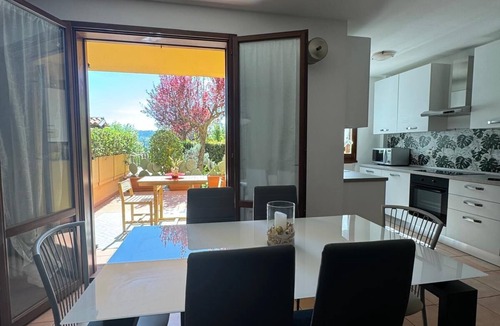 Santa Veneranda Apartment | Apartment just steps away from the sea with pool and whirlpool