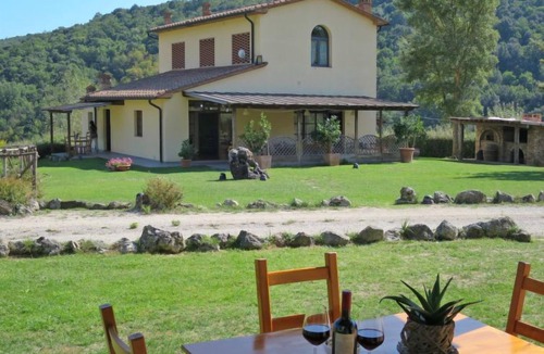 Gambassi Terme Apartment | Apartment La Grotta dell'Eremita in Gambassi Terme - 6 persons, 2 bedrooms
