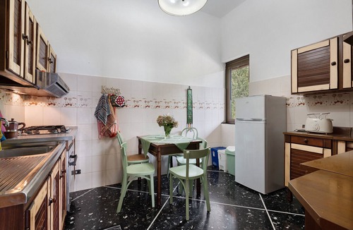 Borzonasca Apartment | Apartment 'La Squazza' with Mountain View, Private Terrace and Wi-Fi