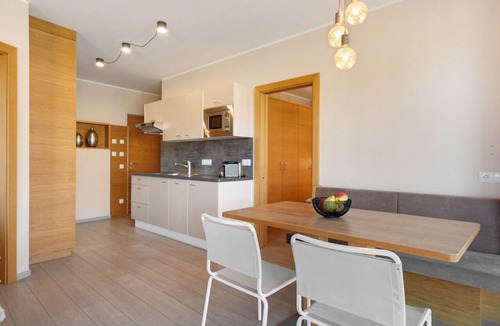 St. Michael/San Michele Apartment | Apartment 'Landhaus Antonius Suite Marius' with Mountain View, garden and Air Conditioning