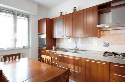Albissola Marina Apartment | Apartment 'Le Vele' with Sea View, Shared Garden and Balcony