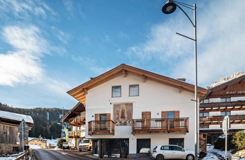 Vigo di Fassa Apartment | Apartment 'Majon De Rita' with Mountain View, Whirlpool and Wi-Fi