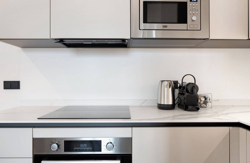 Laives Apartment | Apartment 'Maso Renner 4' with Mountain View, Wi-Fi and Air Conditioning