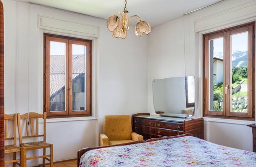 Tassullo Apartment | Apartment 'Melax' with Mountain View, Private Garden and Balcony