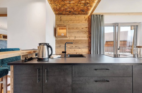 Salonetto Apartment | Apartment 'Moarhof Rosmarin' with Mountain View, Private Terrace and Wi-Fi
