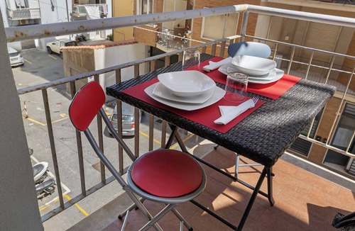 Savona Apartment | Apartment 'Perla Marina Savona' with Sea View, Wi-Fi and Air Conditioning