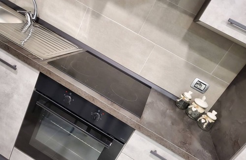 Cornaredo Apartment | Apartment-Private Bathroom
