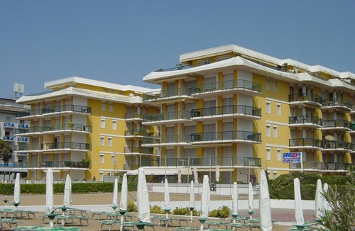 Jesolo Apartment | Apartment 'Residence Il Panfilo Sul Mare' with Sea View, Shared Pool and Private Terrace