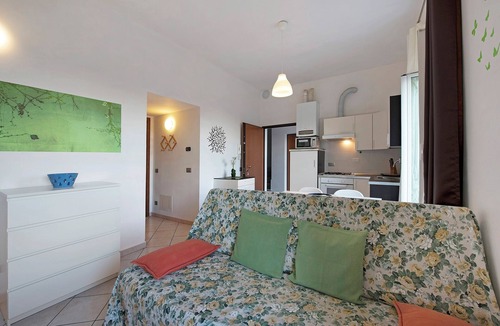 Varazze Apartment | Apartment "Trilocale in villa vista mare Apt 1" with Sea View