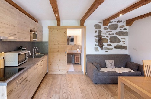 Stelvio Apartment | Apartment 'Tscheppa' with Mountain View, Private Terrace and Wi-Fi