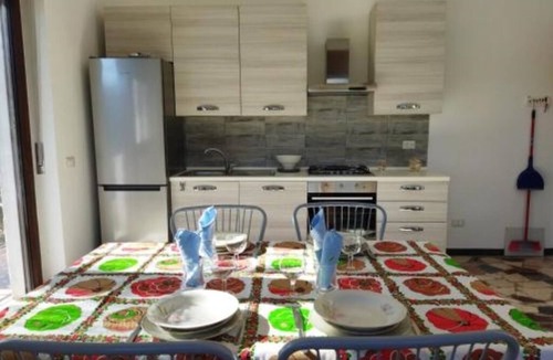 Viverone Apartment | Apartment two bathrooms six beds