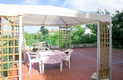 Paciano Apartment | Apartment Vacanza L'Olivo by Interhome