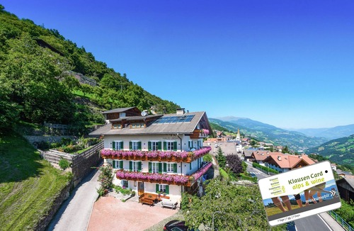 Barbiano Apartment | Apartment Val Gardena