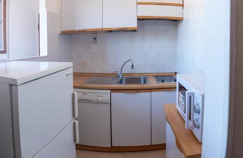 Diano Marina Apartment | Apartment with a/c 100m from the Beach | Ap10