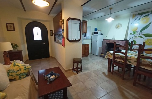 Gallinaro Apartment | Apartment with Air-con and Pool