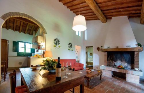 Ghizzano House | Apartment with large garden and pool on the hills of Pisa