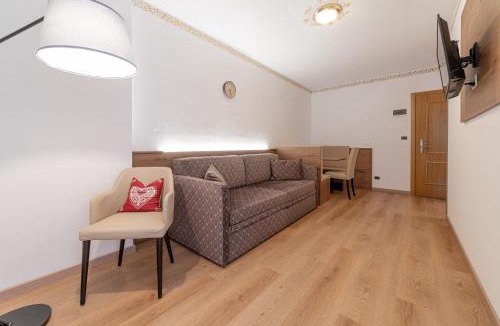 Rocca Pietore Apartment | Apartment with Sauna at Pineta Pastry