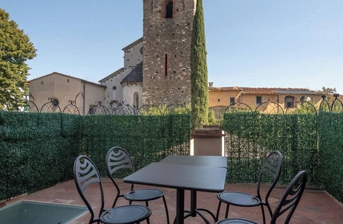 Pistoia Apartment | Apartment with terrace in center