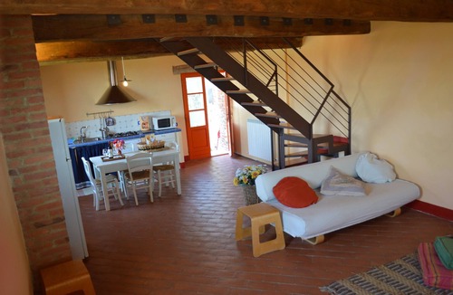 Torre A Castello Apartment | Apartment with wonderful view in the Crete Senesi