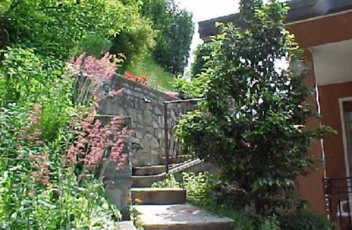 Fiumelatte Apartment | apartments - 3 rooms - 5 persons