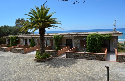 Marina di Pisciotta Condo | Apartments by the sea - Beach between Palinuro and Caprioli