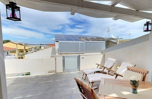Punta Secca House | Appartamento Odisseo C: A cozy apartment situated at a few steps from a sandy beach, with Free WI-FI.
