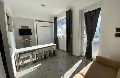 Albano Laziale Apartment | Appartamento a schiera con patio