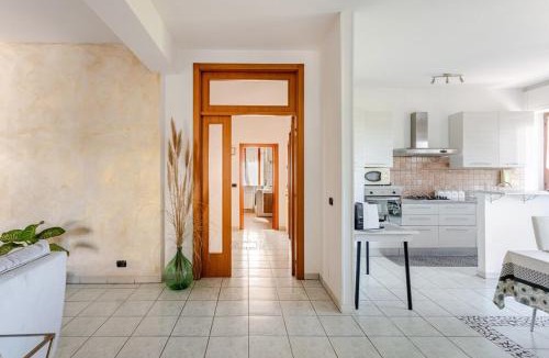 Monte San Giusto Apartment | Appartamento Blu Cobalto