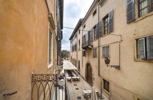 Citta Antica Apartment | Appartamento in Piazza Bra con balcone