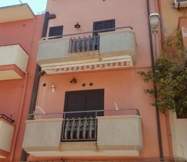 Le Castella Apartment | Appartamento moderno