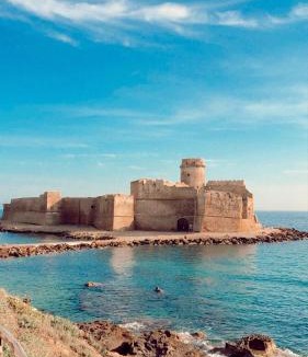 Le Castella Apartment | Appartamento moderno