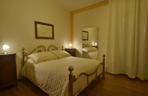 Piancastagnaio Apartment | Appartamento Val d'Orcia Patri