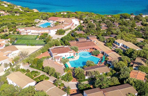 Sas Linnas Siccas Apartment | Apt. Dorata 2A, mit gemeinsamem Schwimmbad by Interhome