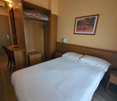 Lesa Hotel | Aries