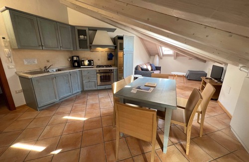 Torbole sul Garda Apartment | Attic 8