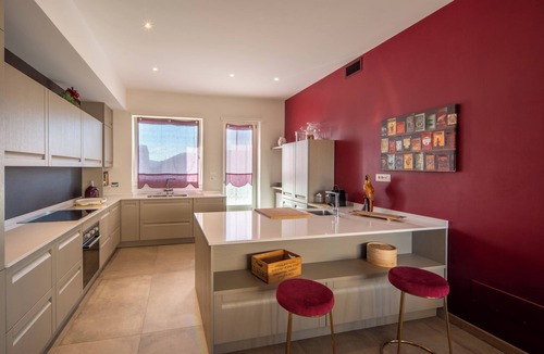 Alba Apartment | Attico Centrale Piazza Pertinace [free parking]