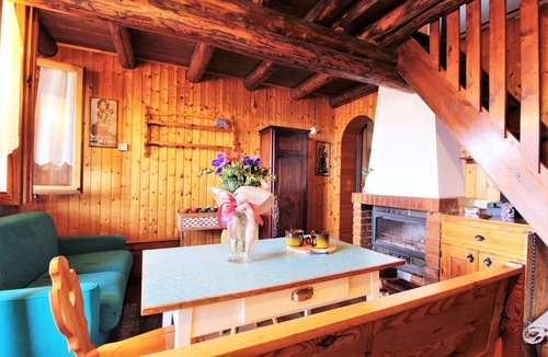 Ponte nelle Alpi Apartment | Attractive apartment near Lake Santa Croce