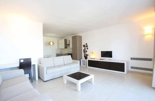 Ostuni House | Aurora C508. Pool, bedroom with patio sea view. For families, beaches 8 km.